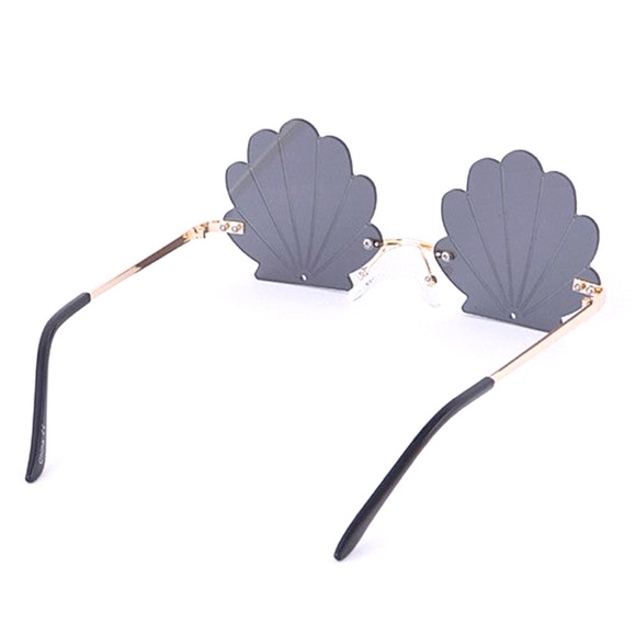 Blush Pink Seashell Sunglasses - Picture 3 of 3